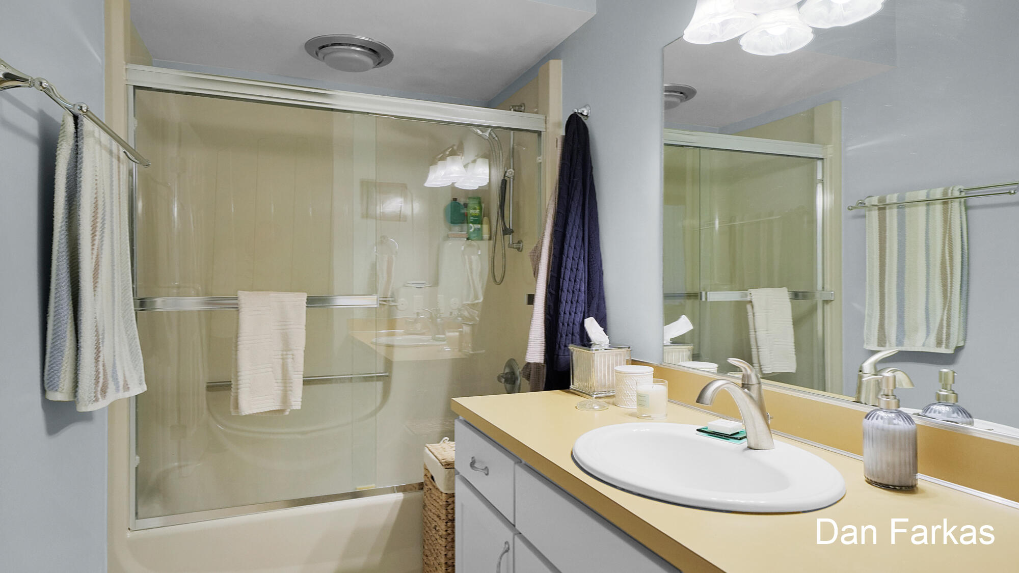 834 Brook Village Court Holland MI 49423