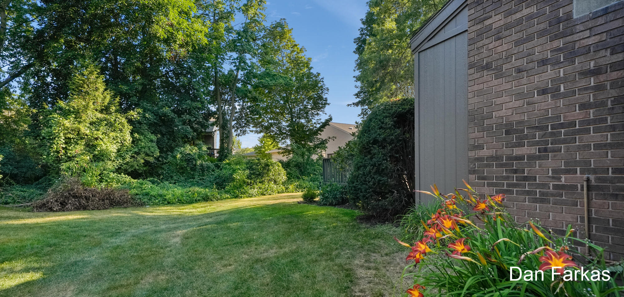 834 Brook Village Court Holland MI 49423