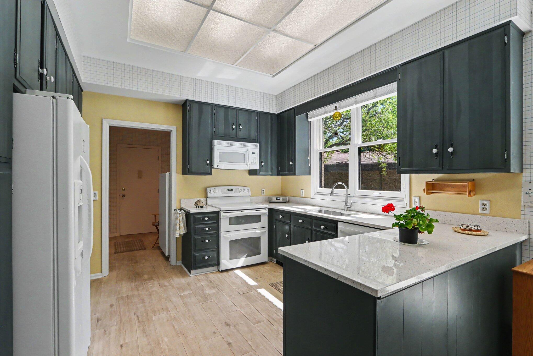 4161 Lake Terrace Drive Kalamazoo MI 49008