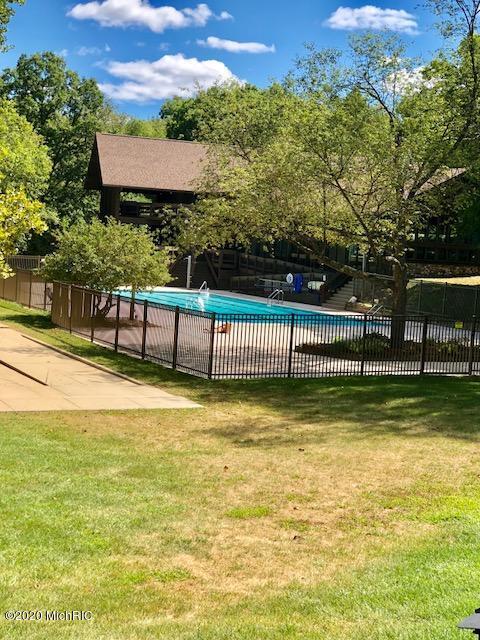 4161 Lake Terrace Drive Kalamazoo MI 49008