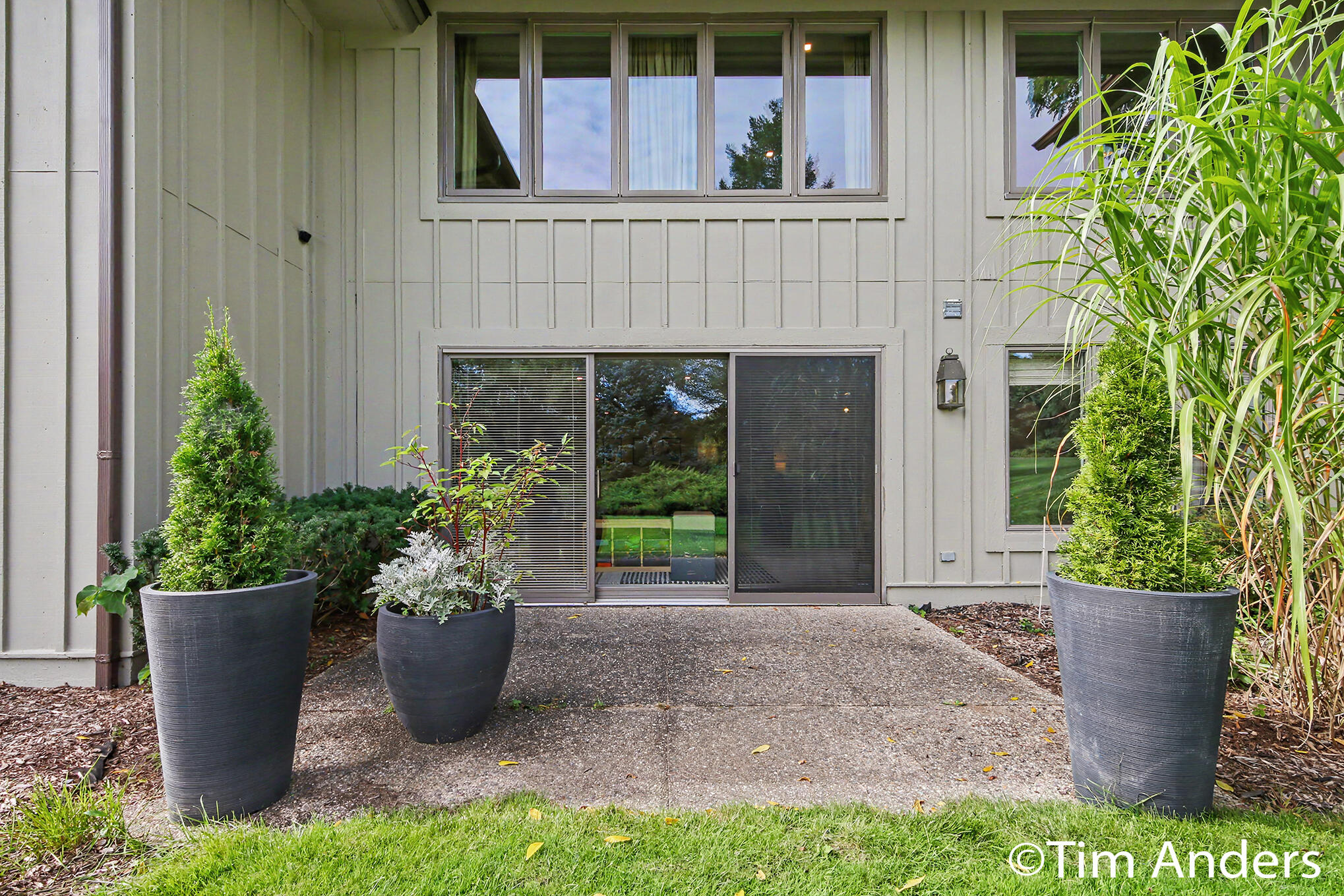 3452 Charlevoix Drive SE Grand Rapids MI 49546