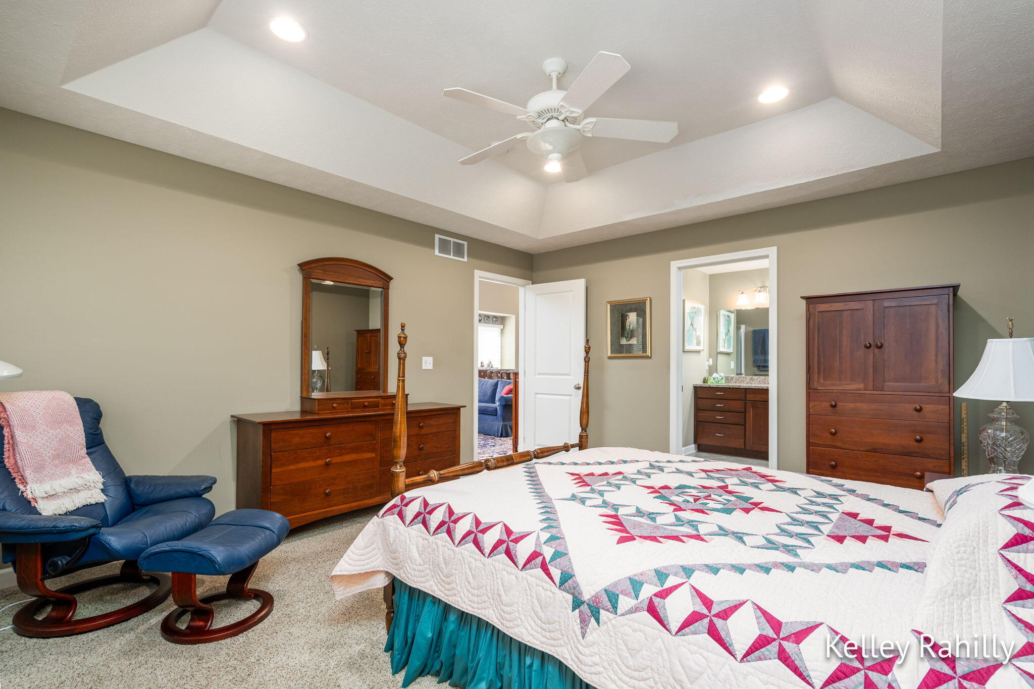 2532 Highridge Hills Lane SE Grand Rapids MI 49546