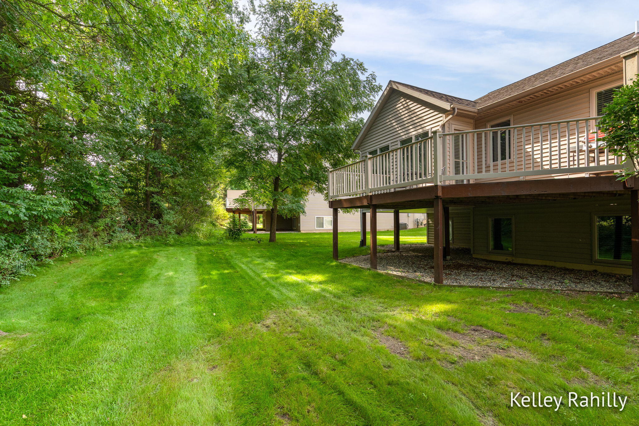 2532 Highridge Hills Lane SE Grand Rapids MI 49546