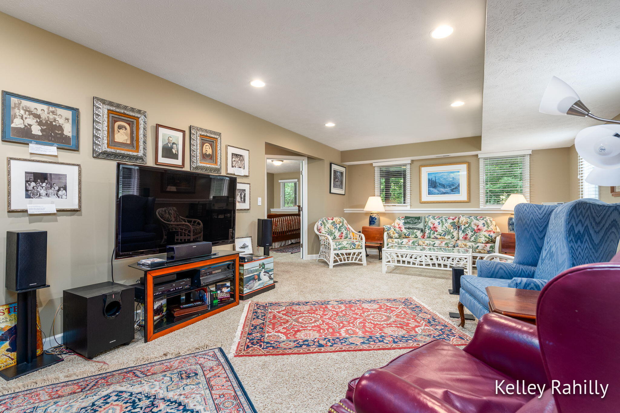2532 Highridge Hills Lane SE Grand Rapids MI 49546