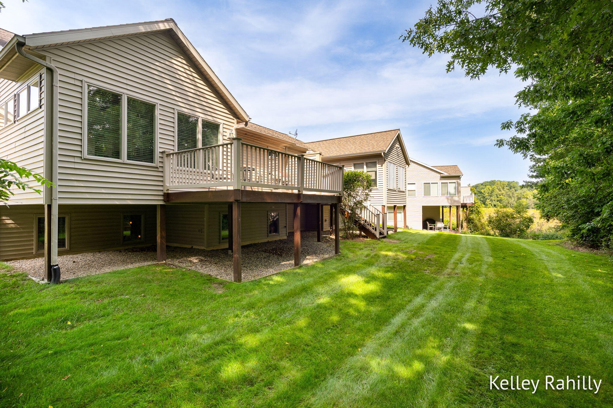 2532 Highridge Hills Lane SE Grand Rapids MI 49546