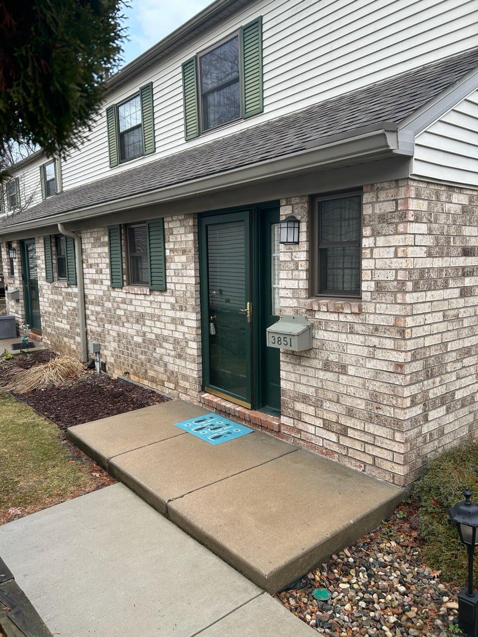 Kalamazoo MI, 3851 Greenleaf Circle