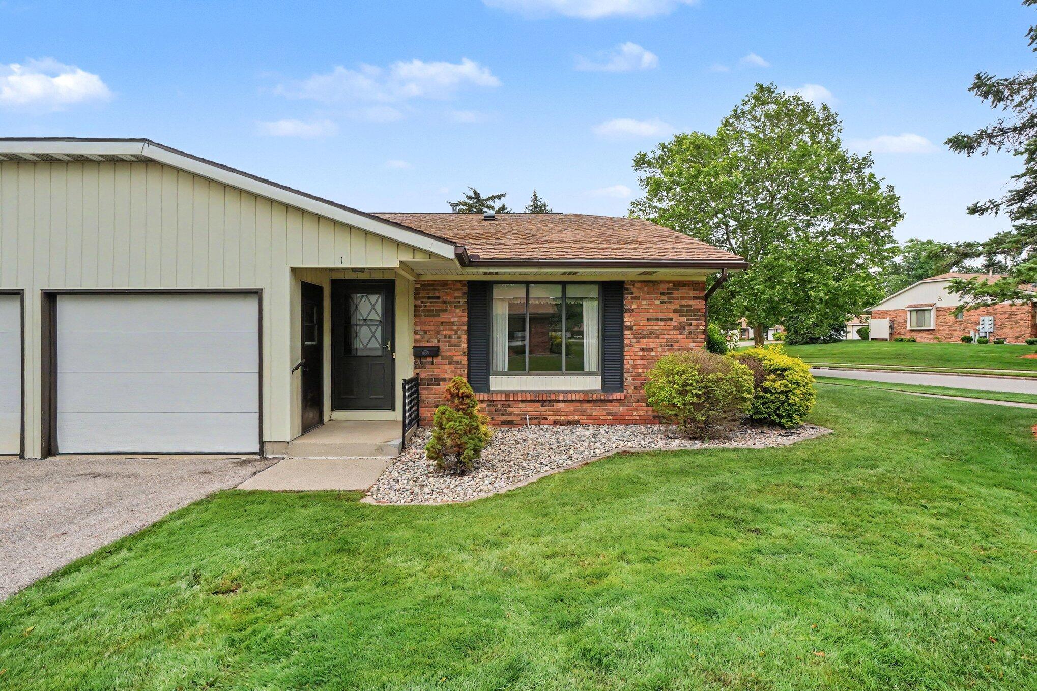 53 Old Mill Drive Holland MI 49423