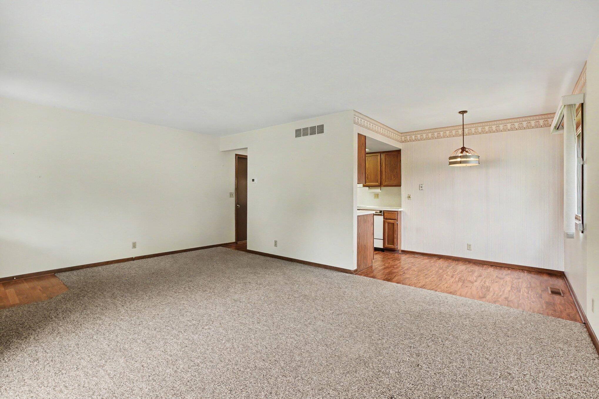 53 Old Mill Drive Holland MI 49423