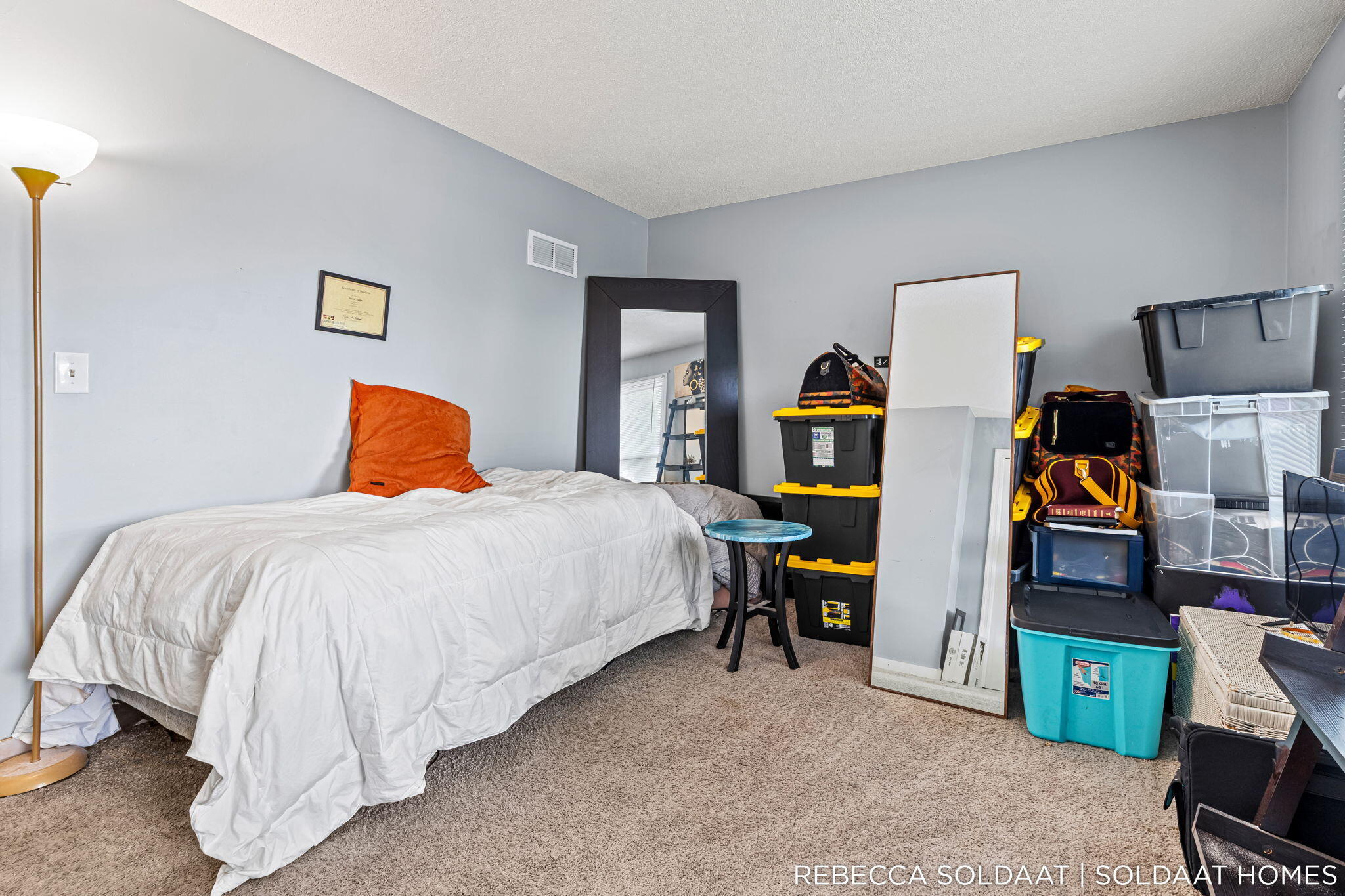 2539 Chatham Woods Drive SE Grand Rapids MI 49546