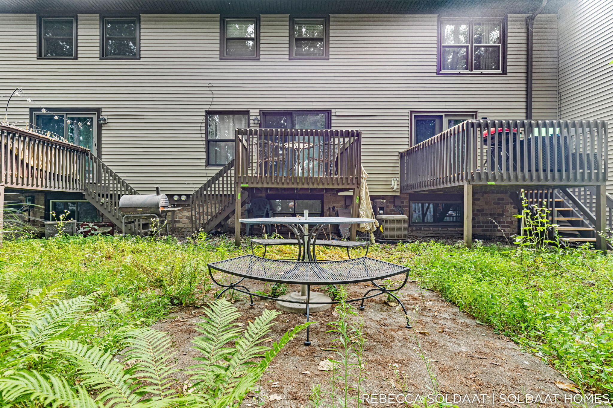 2539 Chatham Woods Drive SE Grand Rapids MI 49546