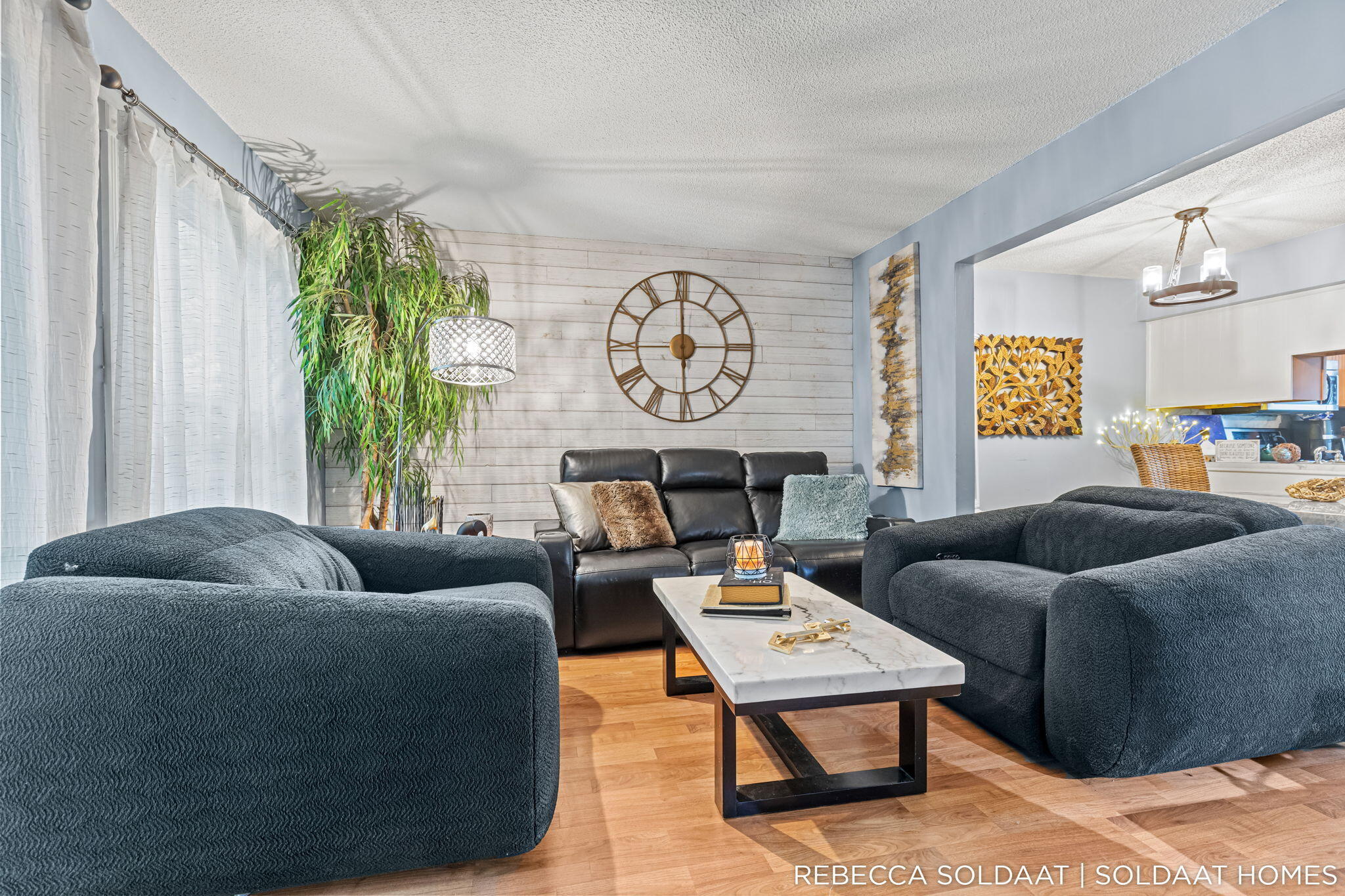 2539 Chatham Woods Drive SE Grand Rapids MI 49546