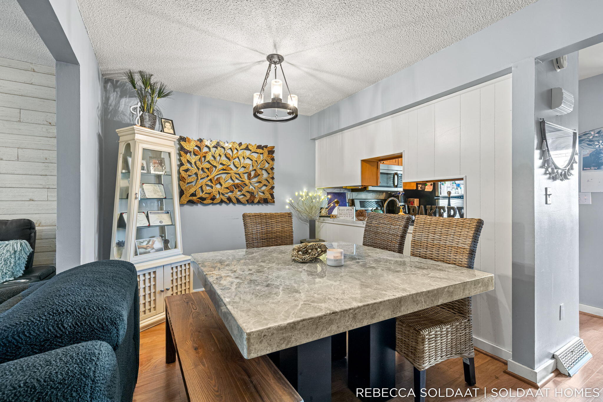 2539 Chatham Woods Drive SE Grand Rapids MI 49546