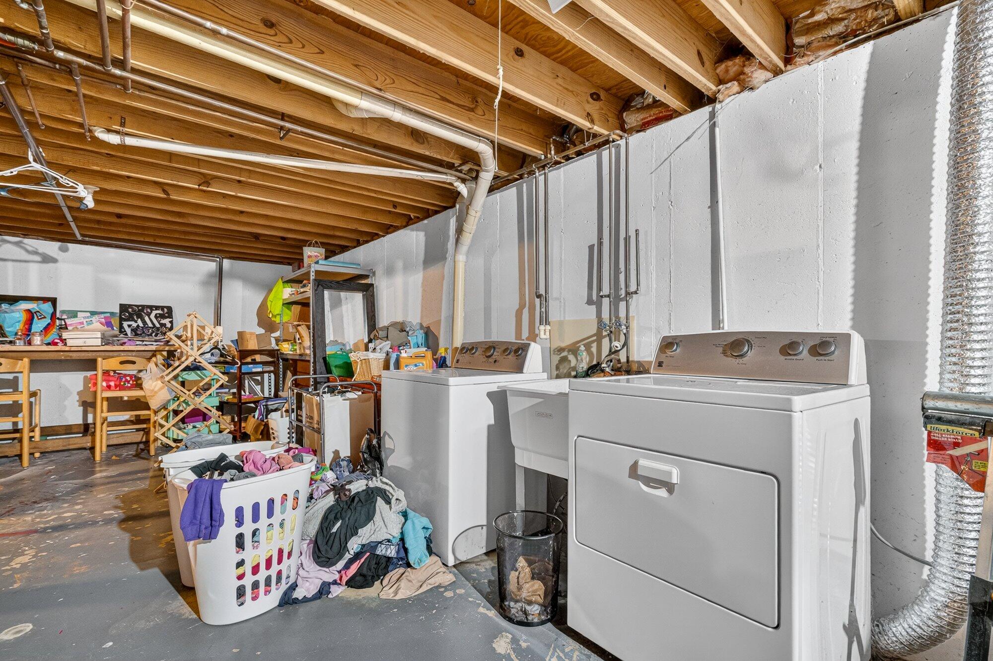 3401 Big Bend Kalamazoo MI 49048