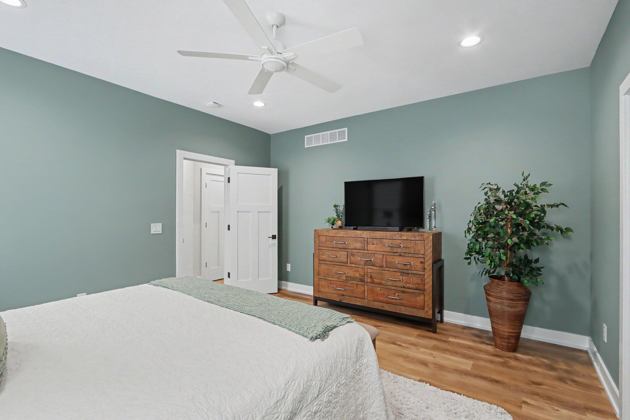 8235 Coneflower Cove Kalamazoo MI 49009