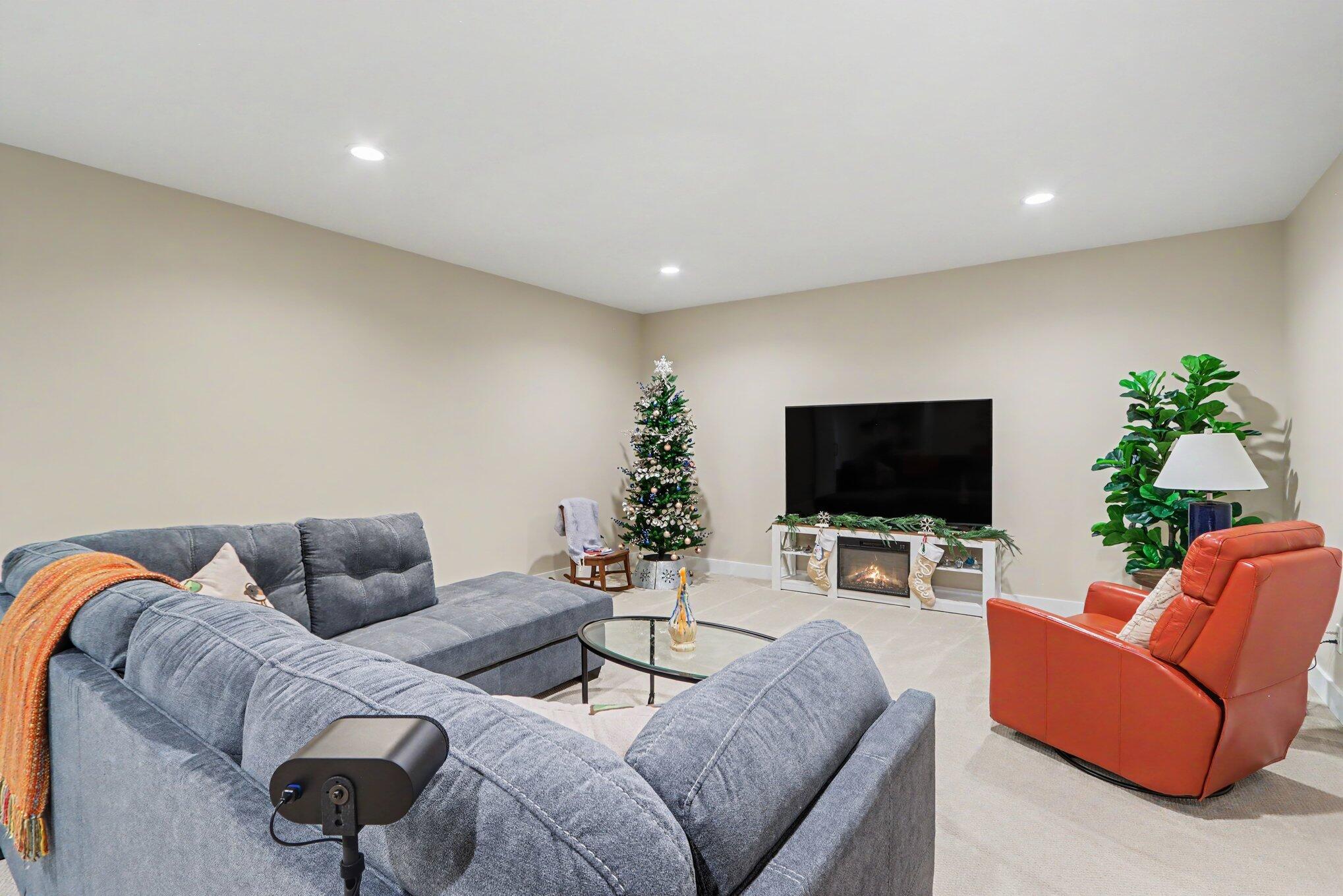 8235 Coneflower Cove Kalamazoo MI 49009