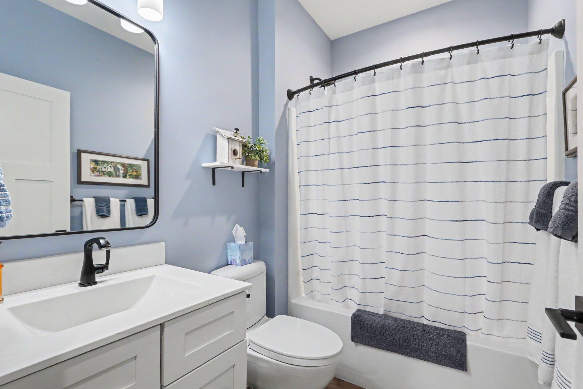 8235 Coneflower Cove Kalamazoo MI 49009