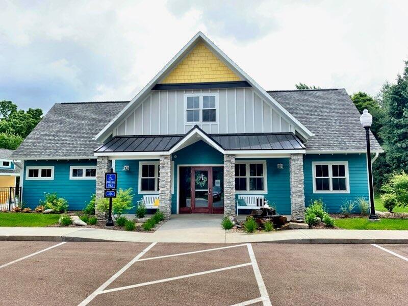 8235 Coneflower Cove Kalamazoo MI 49009