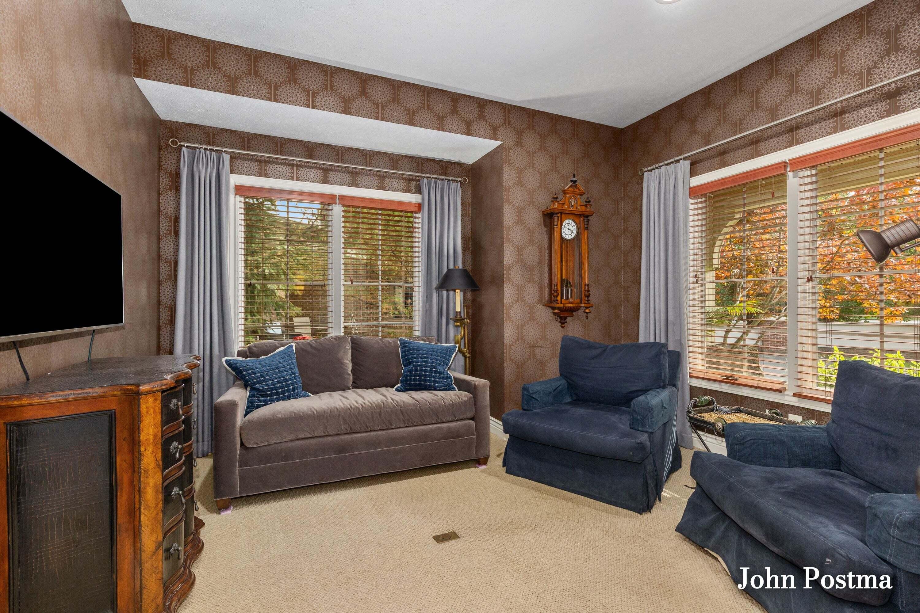 12 Peartree Lane NE Grand Rapids MI 49546