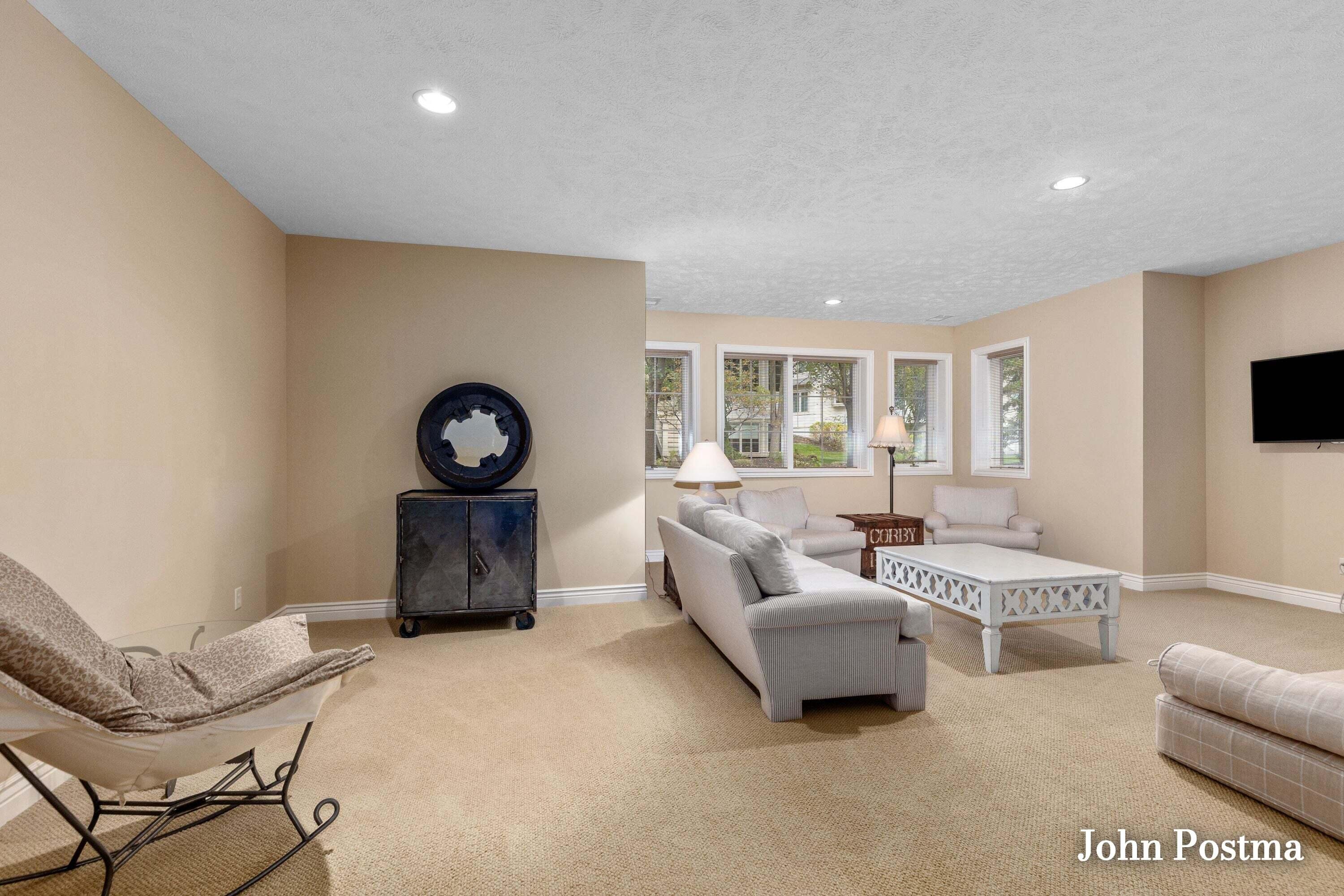 12 Peartree Lane NE Grand Rapids MI 49546