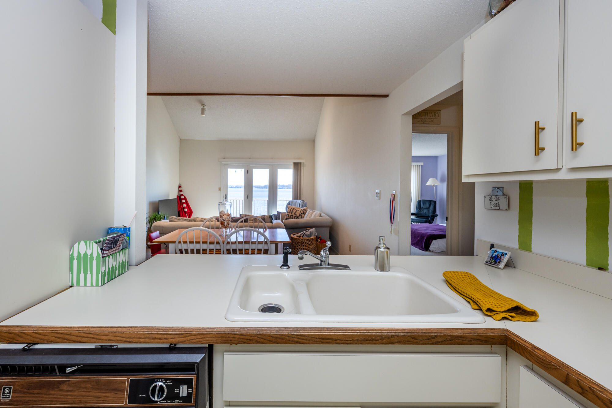 5251 Paw Paw Lake Road Coloma MI 49038
