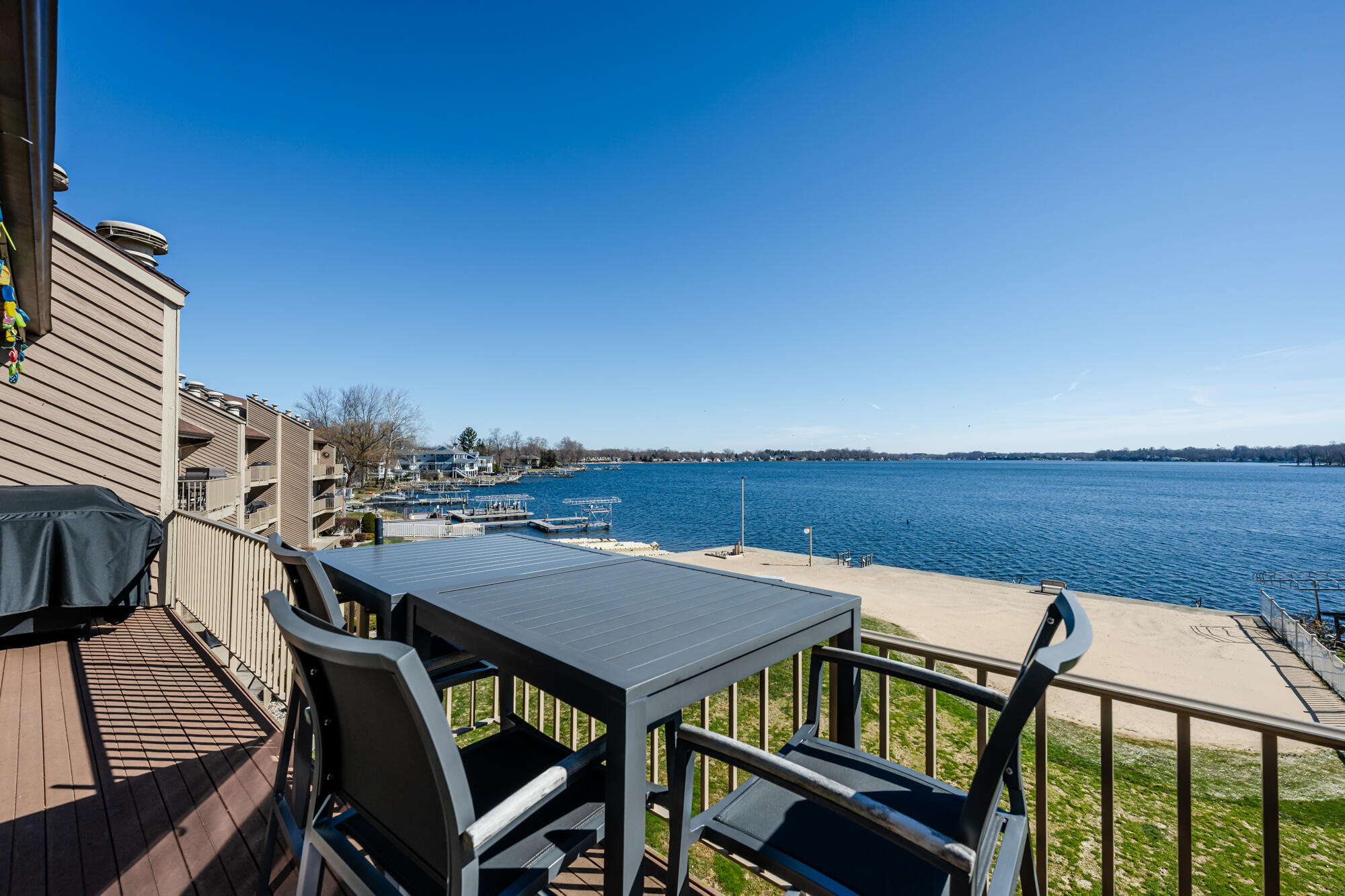 5251 Paw Paw Lake Road Coloma MI 49038