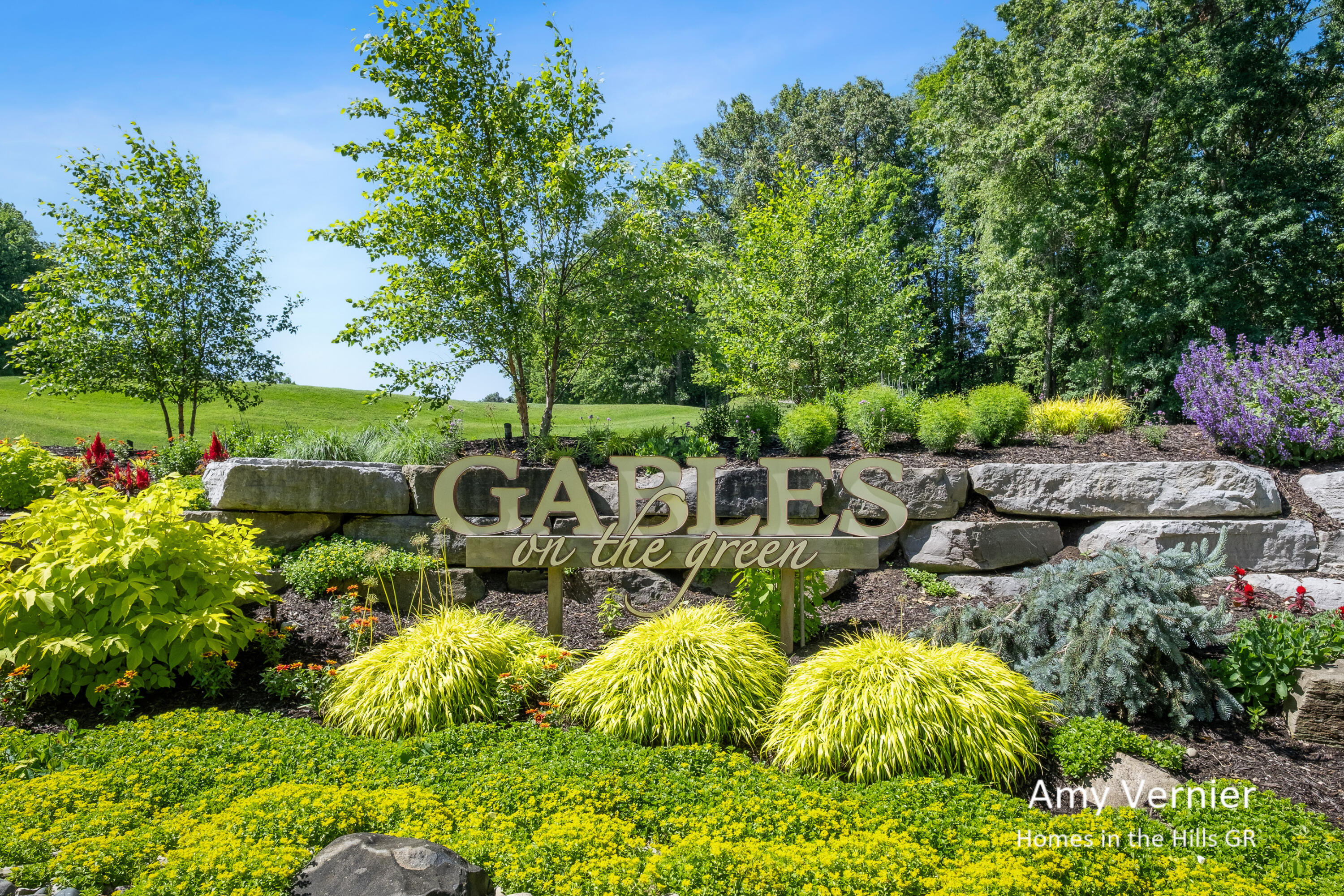 4081 E Gables Court NE Grand Rapids MI 49525