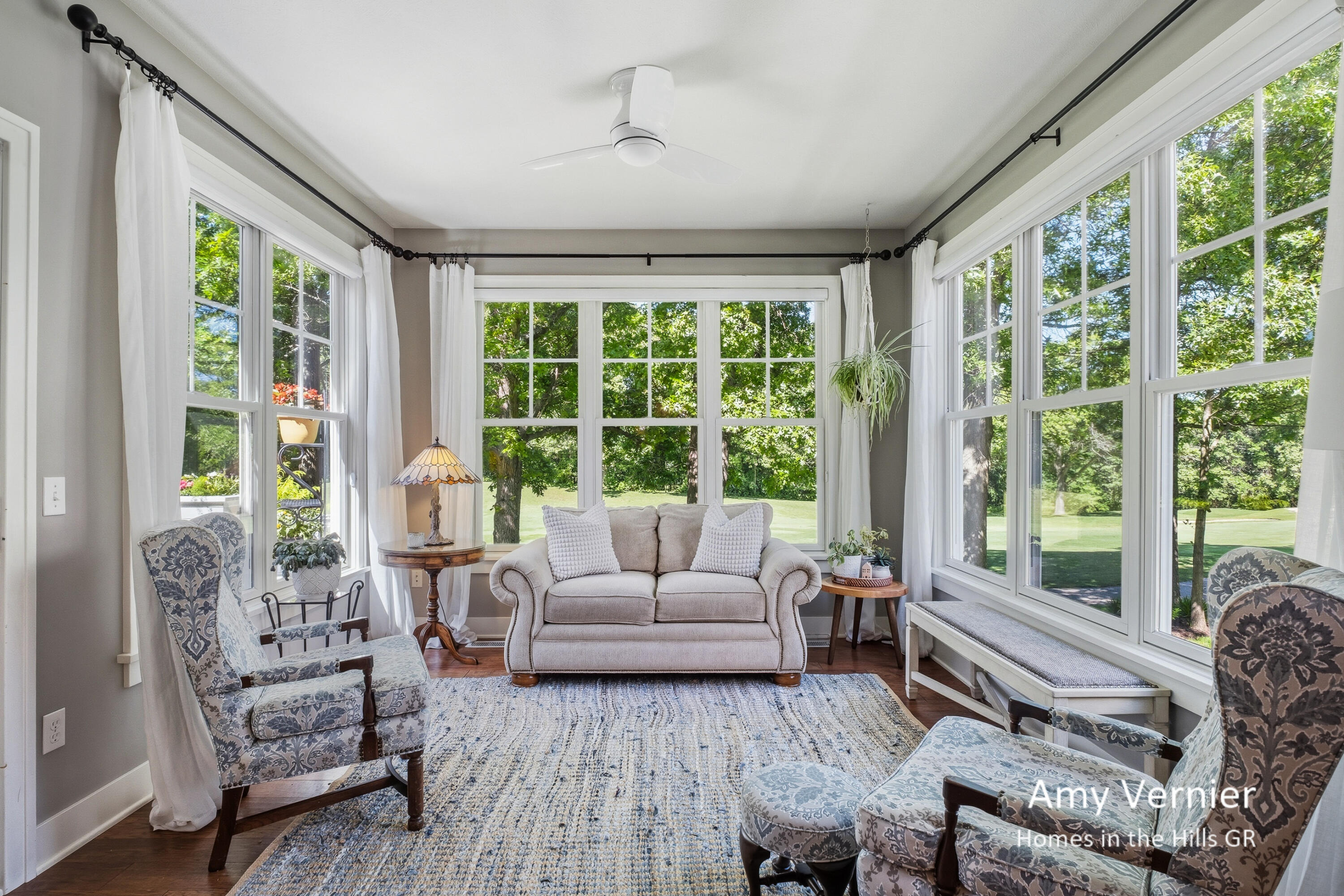 4081 E Gables Court NE Grand Rapids MI 49525