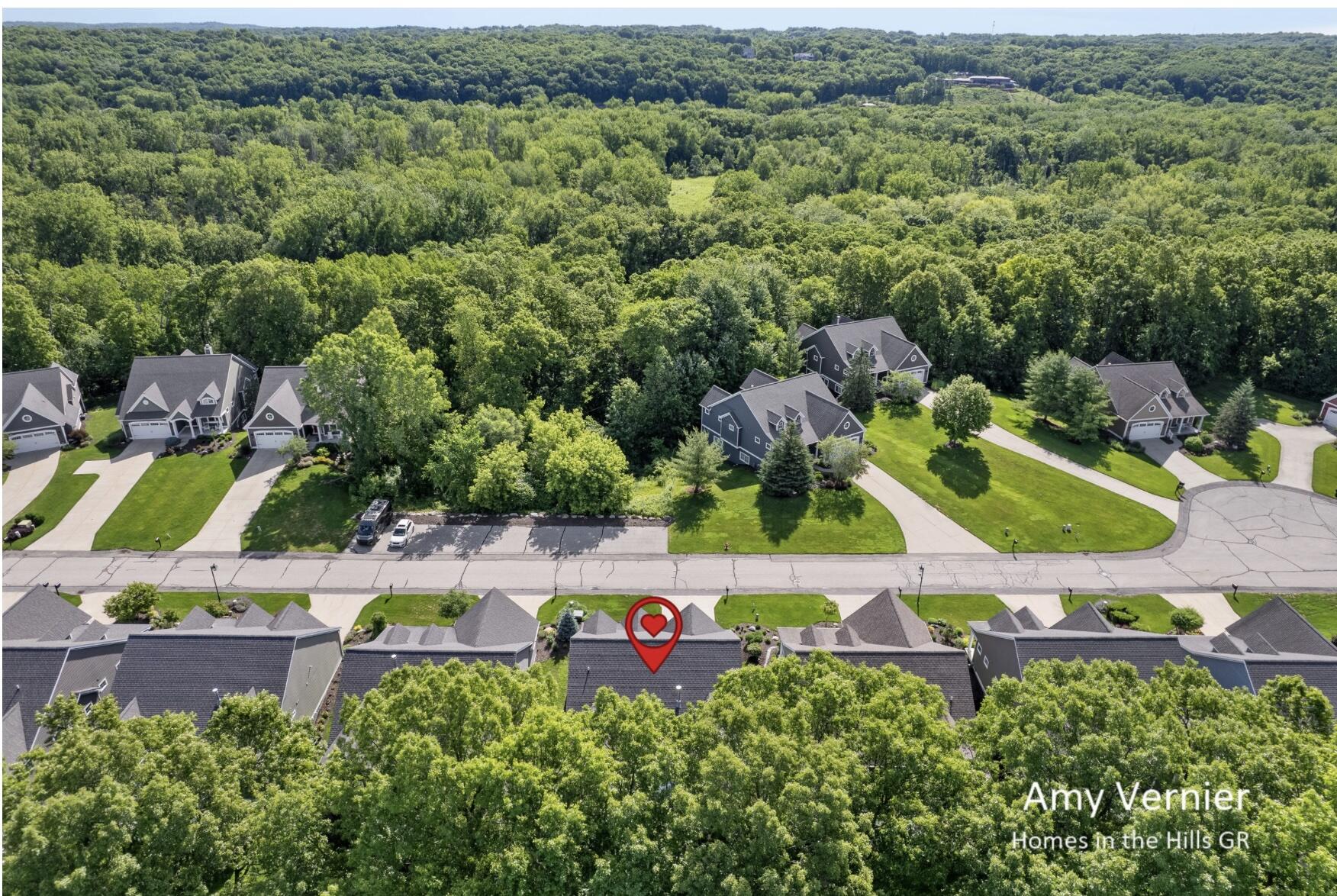 4081 E Gables Court NE Grand Rapids MI 49525