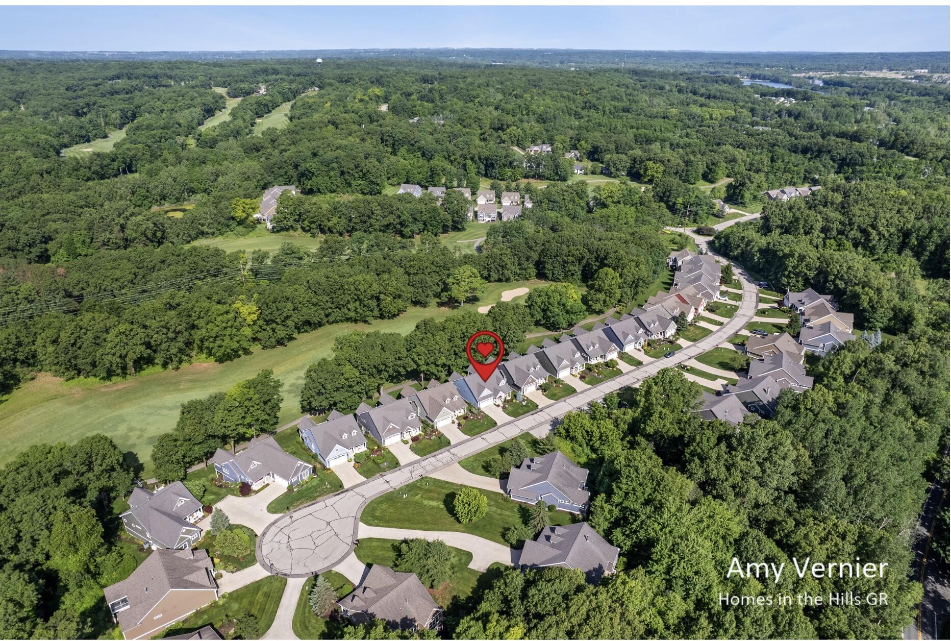 4081 E Gables Court NE Grand Rapids MI 49525