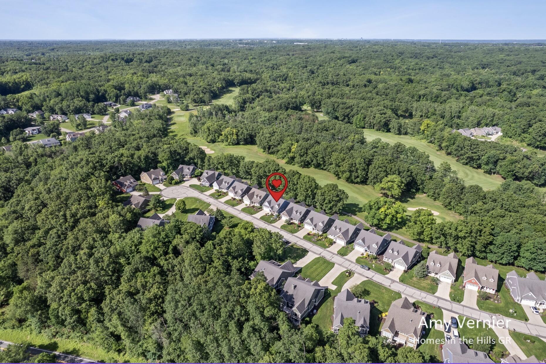 4081 E Gables Court NE Grand Rapids MI 49525