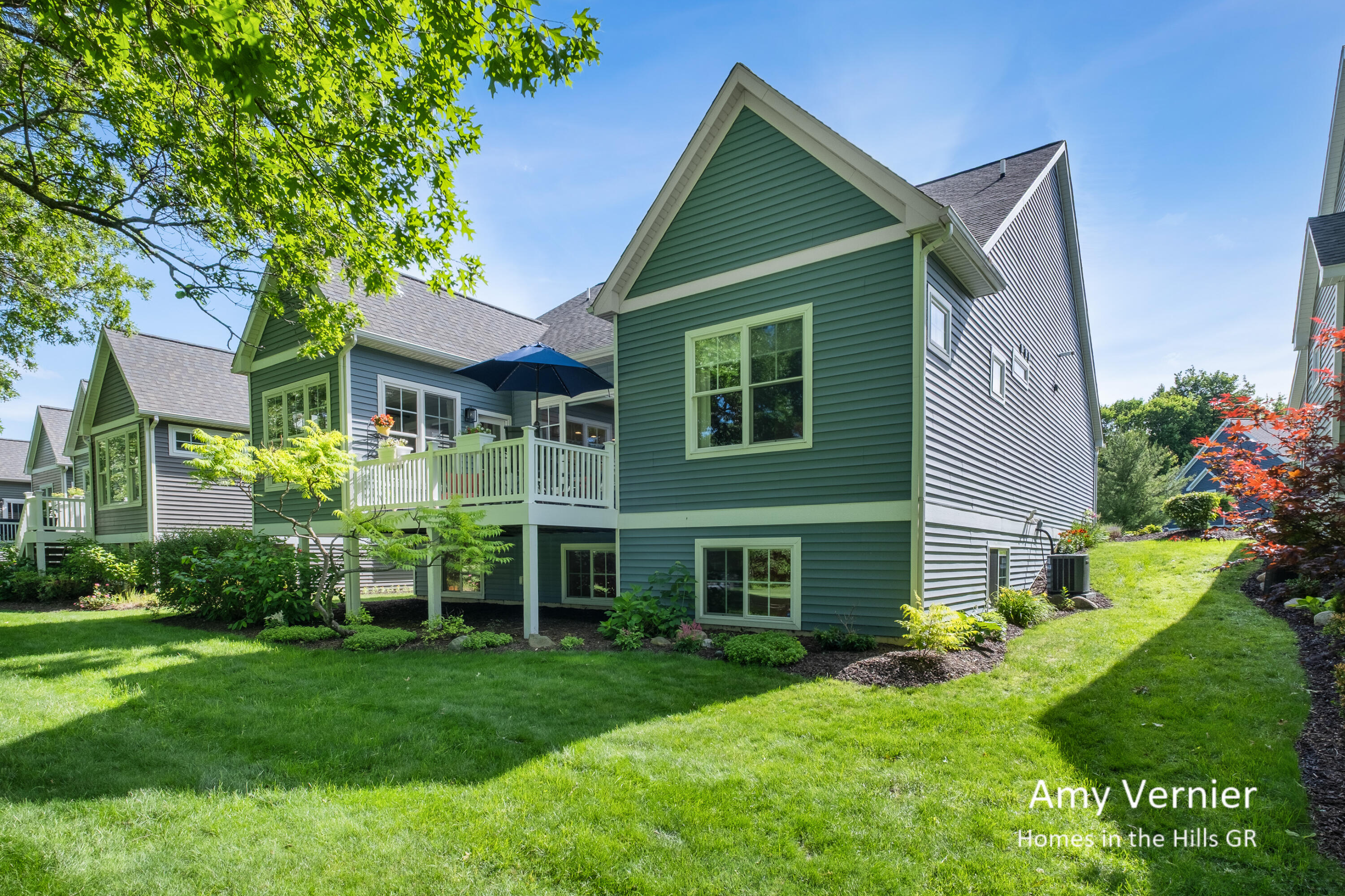 4081 E Gables Court NE Grand Rapids MI 49525