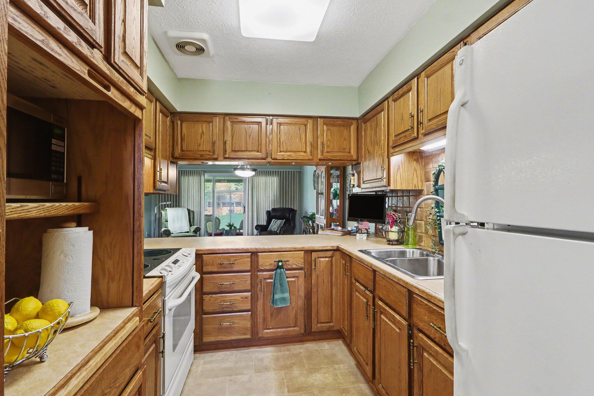 5126 Green Meadow Road Kalamazoo MI 49009