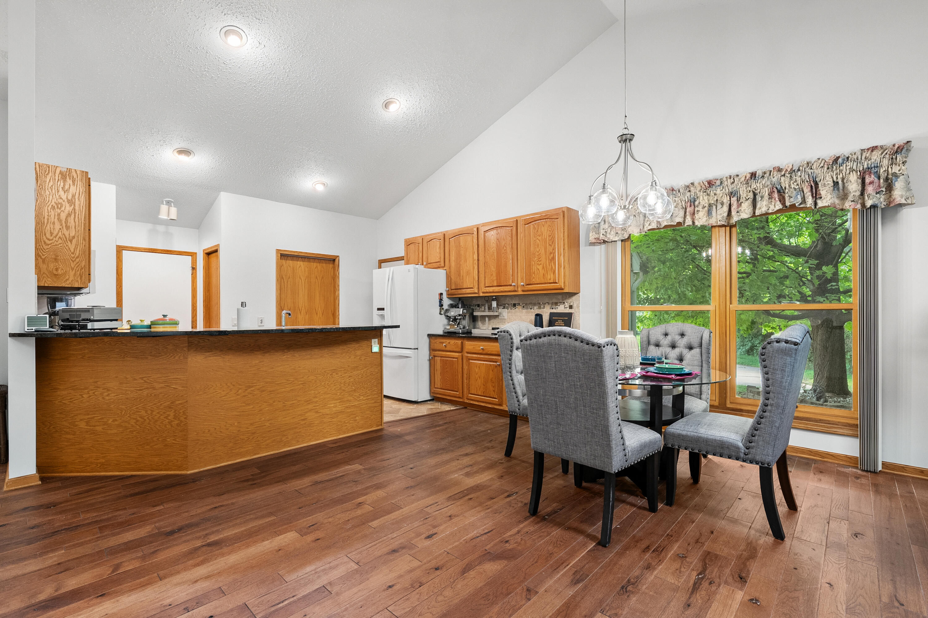 2919 Hunters Place Kalamazoo MI 49048