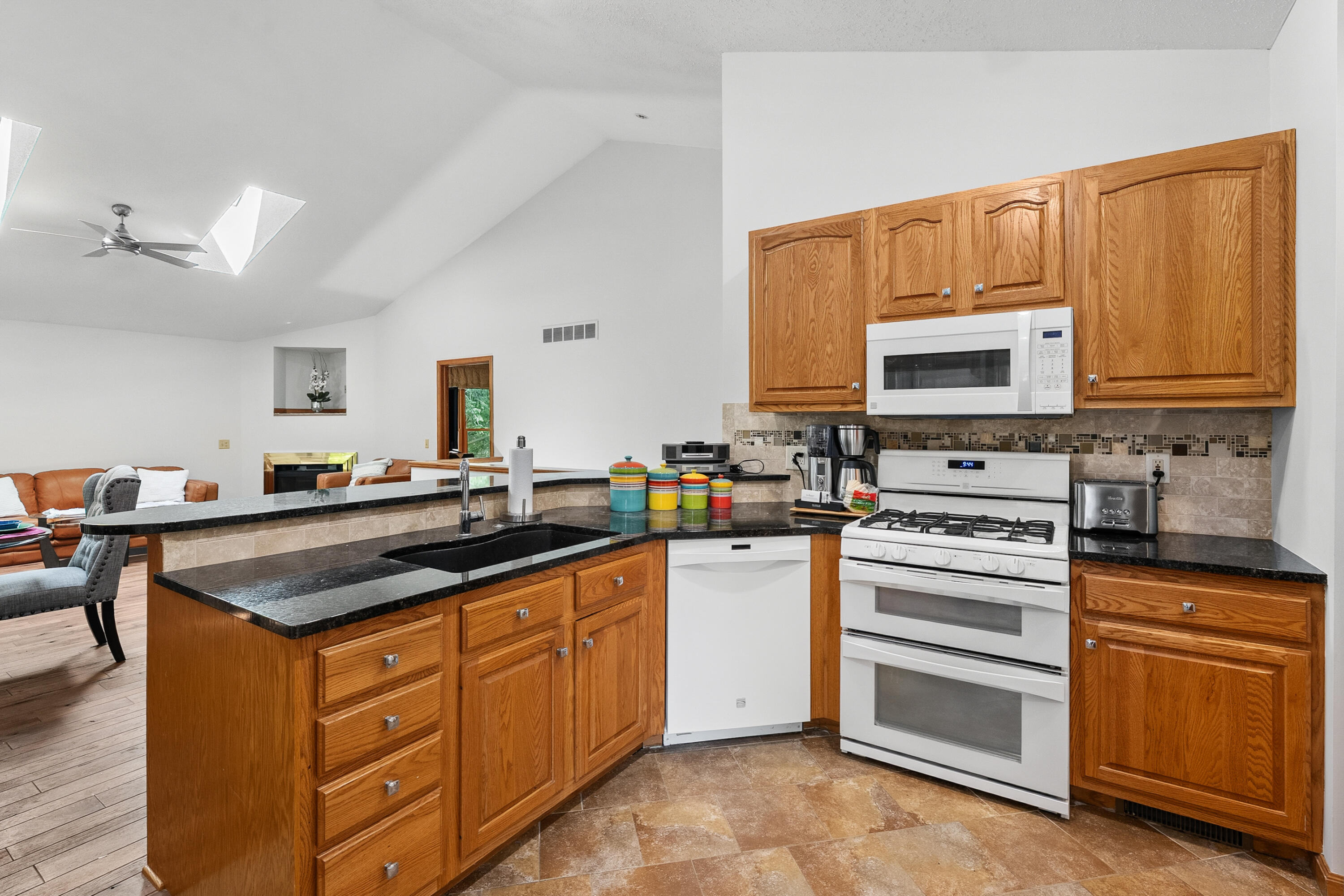 2919 Hunters Place Kalamazoo MI 49048