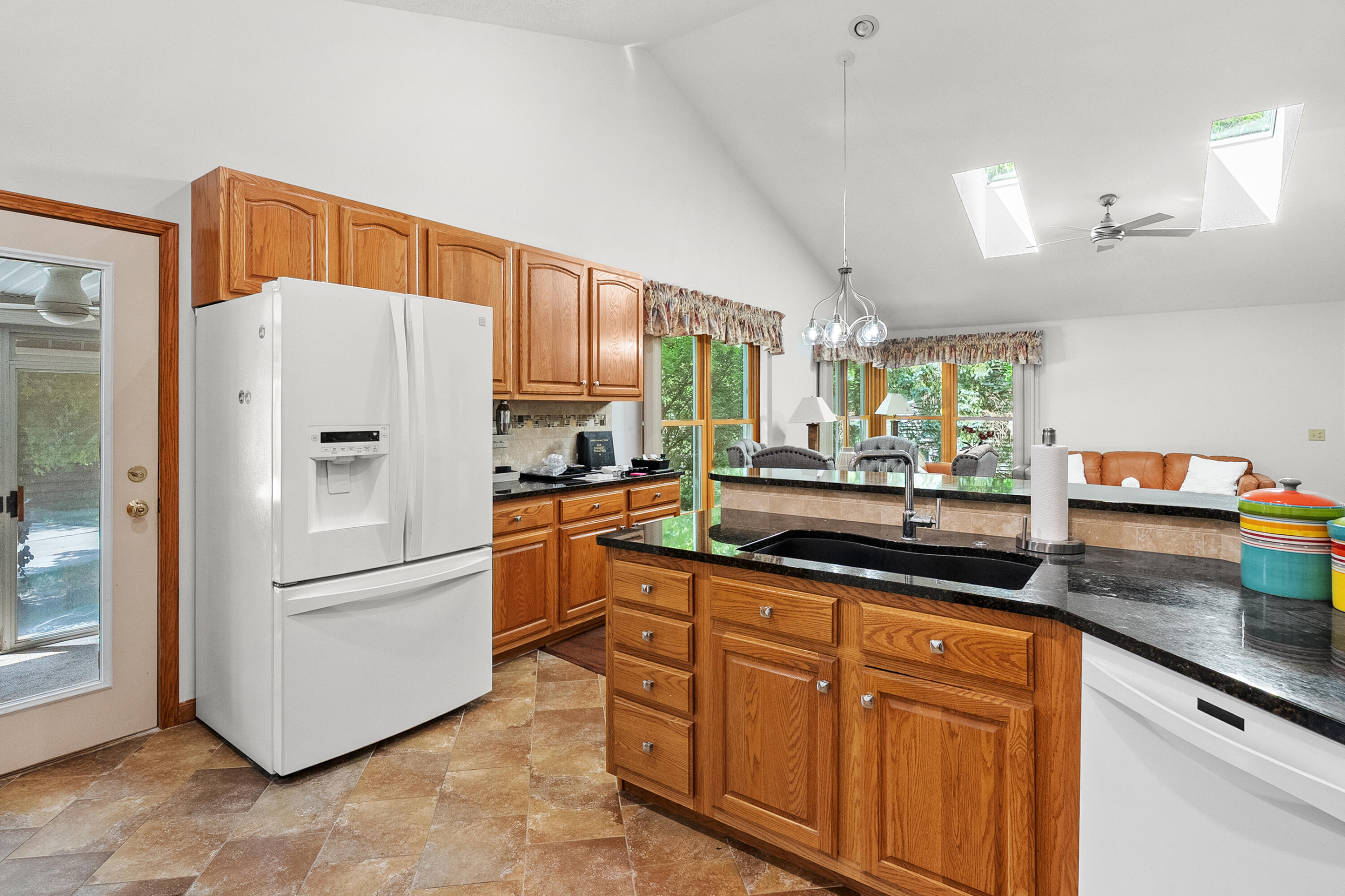 2919 Hunters Place Kalamazoo MI 49048