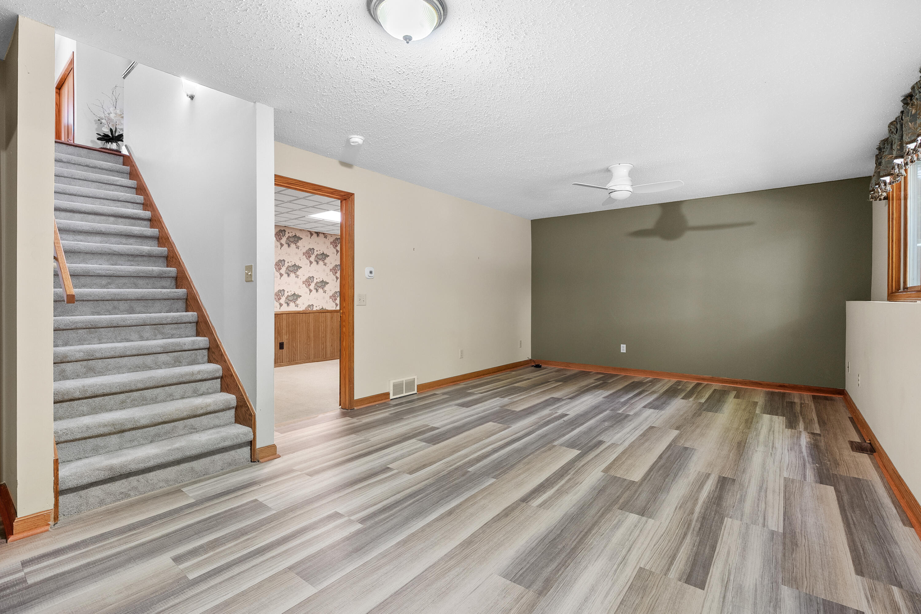 2919 Hunters Place Kalamazoo MI 49048