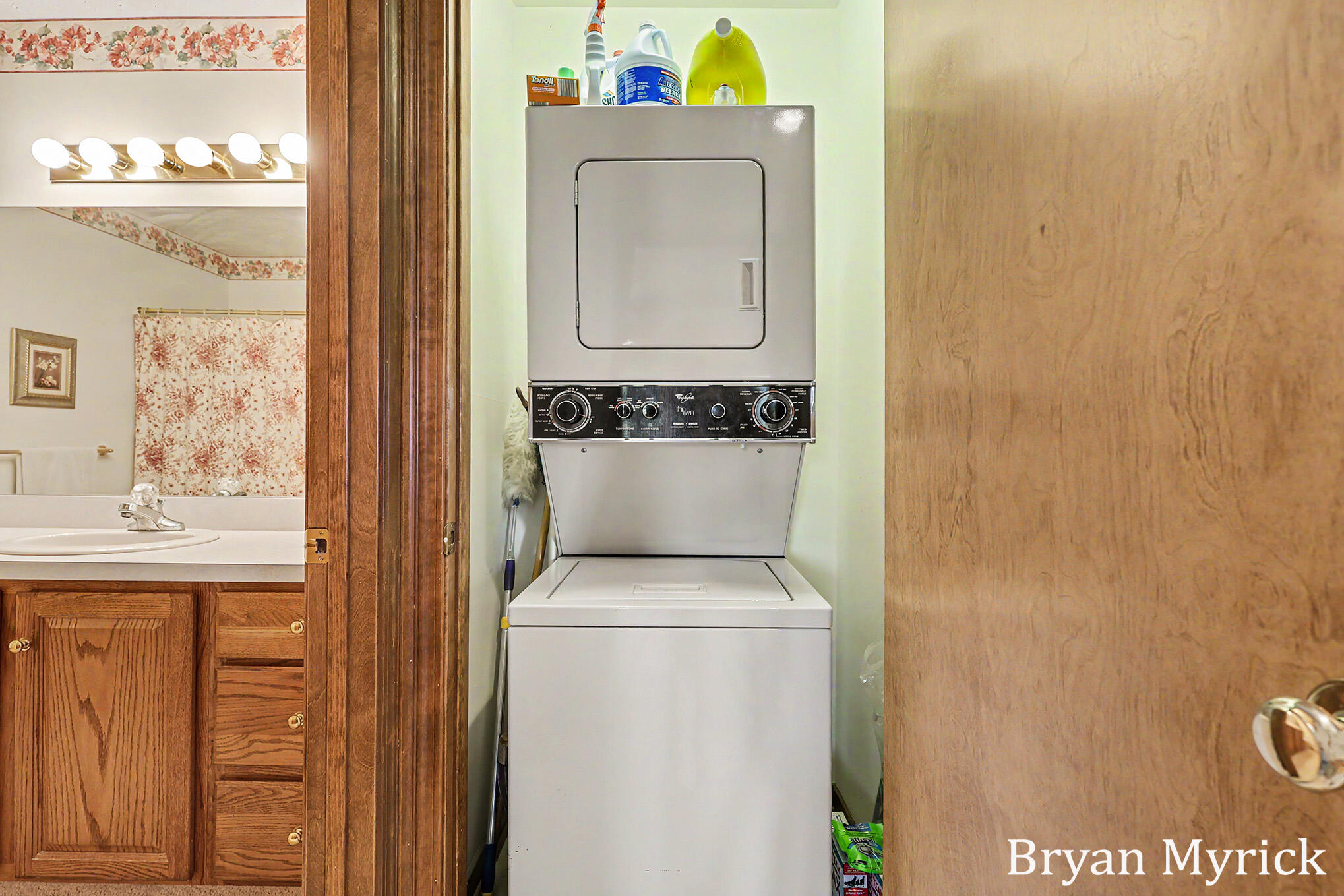 1581 Castlemaine Drive Zeeland MI 49464