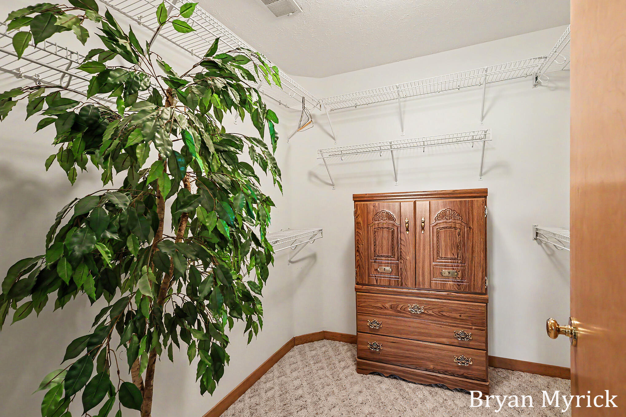 1581 Castlemaine Drive Zeeland MI 49464
