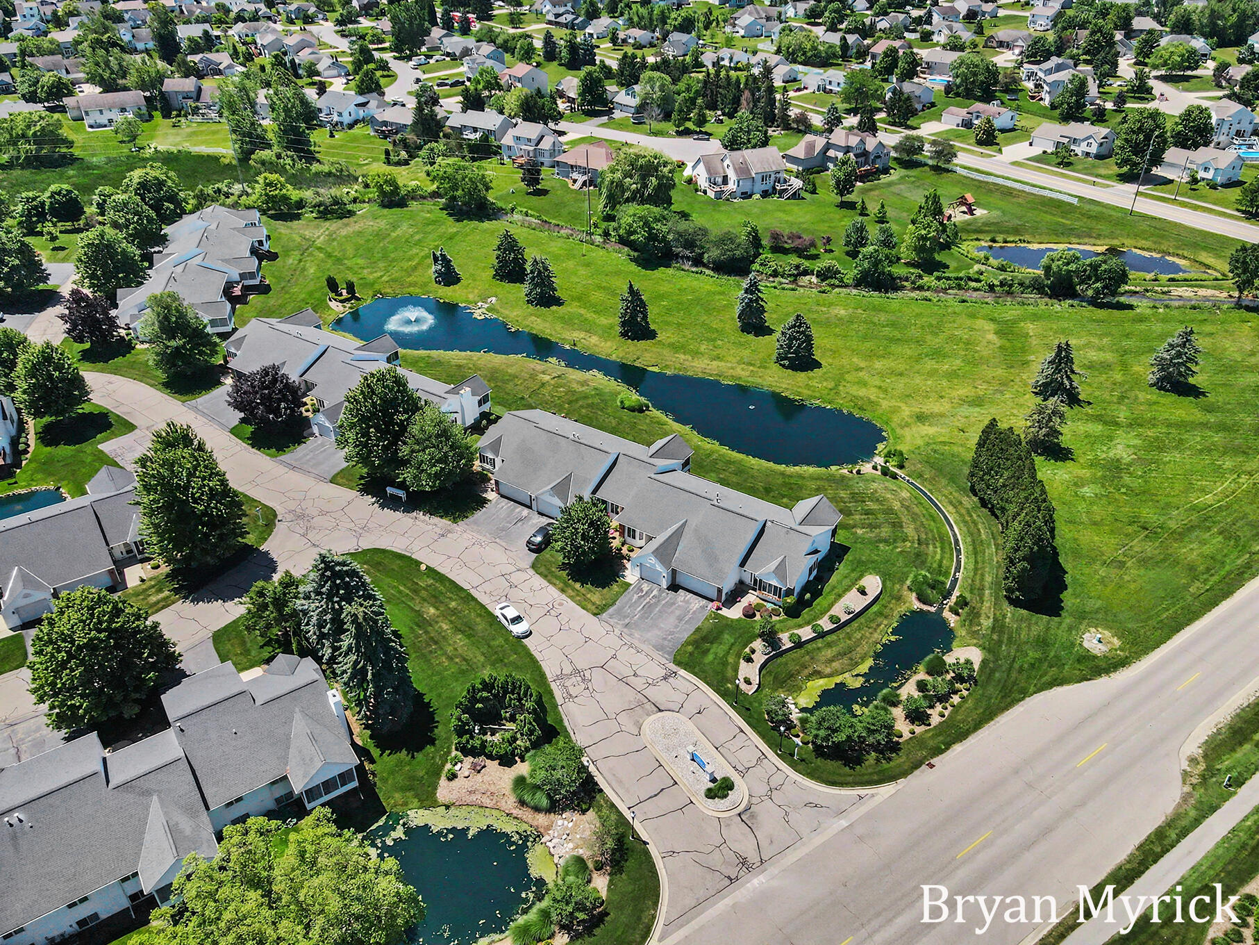 1581 Castlemaine Drive Zeeland MI 49464
