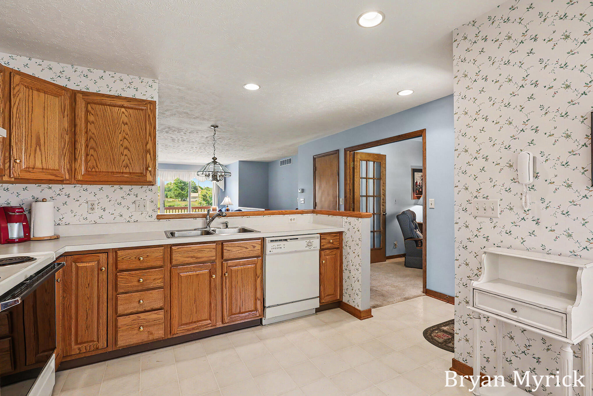 1581 Castlemaine Drive Zeeland MI 49464