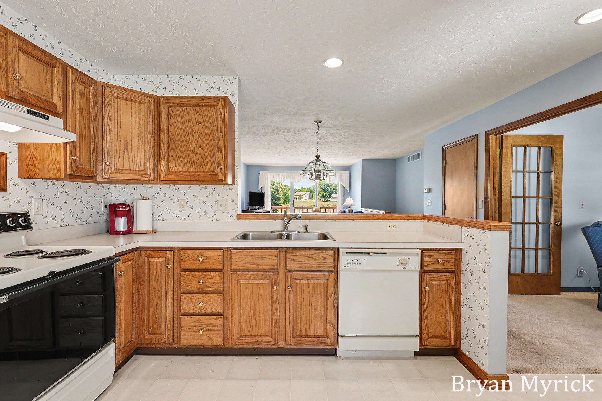1581 Castlemaine Drive Zeeland MI 49464