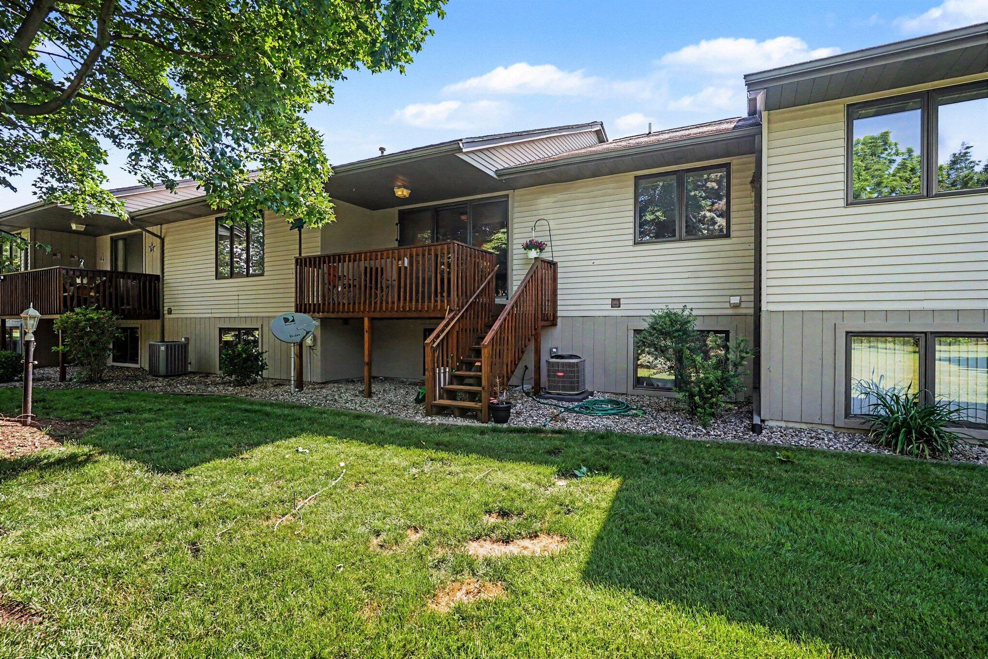 297 Harvest Lane Holland MI 49423