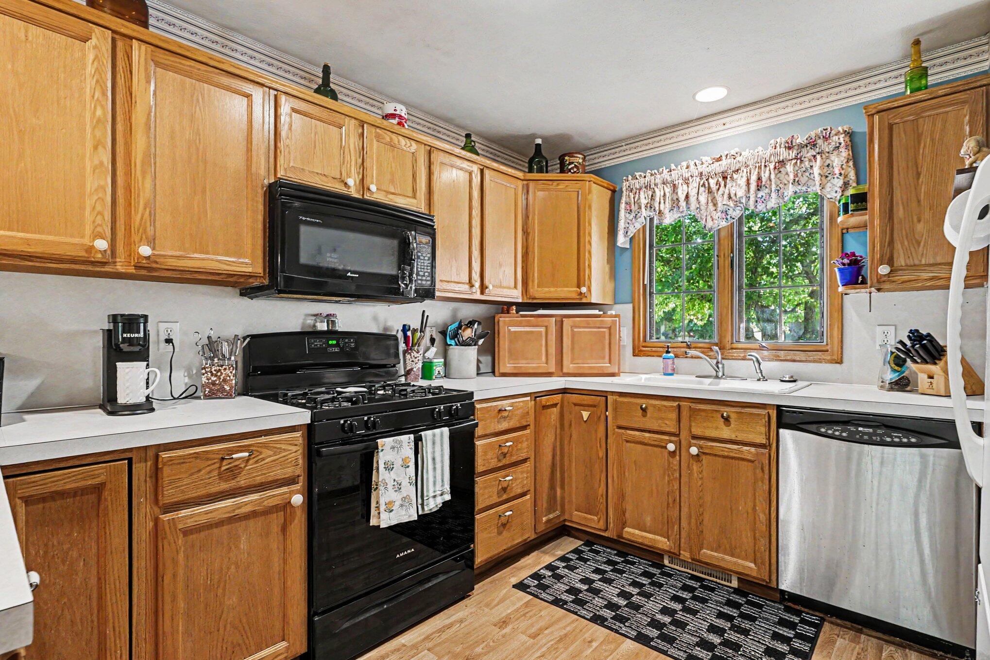 297 Harvest Lane Holland MI 49423