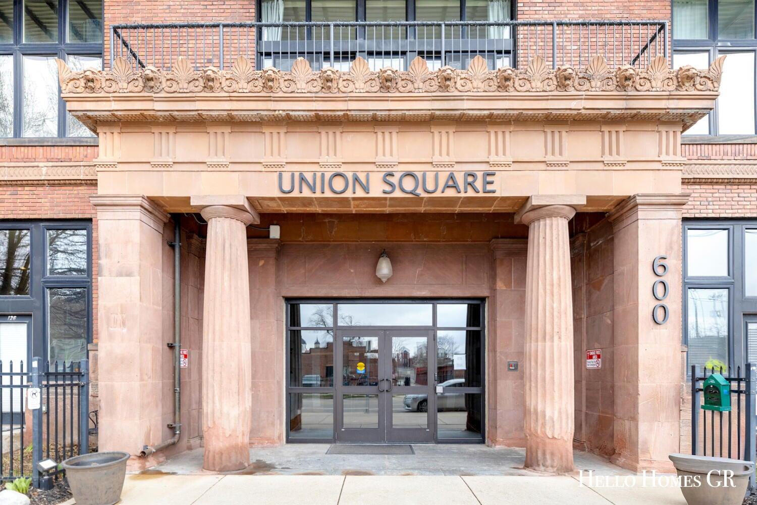 600 Broadway Avenue NW Grand Rapids MI 49504
