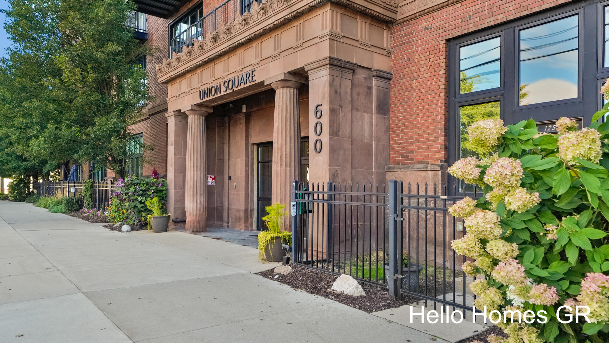 600 Broadway Avenue NW Grand Rapids MI 49504
