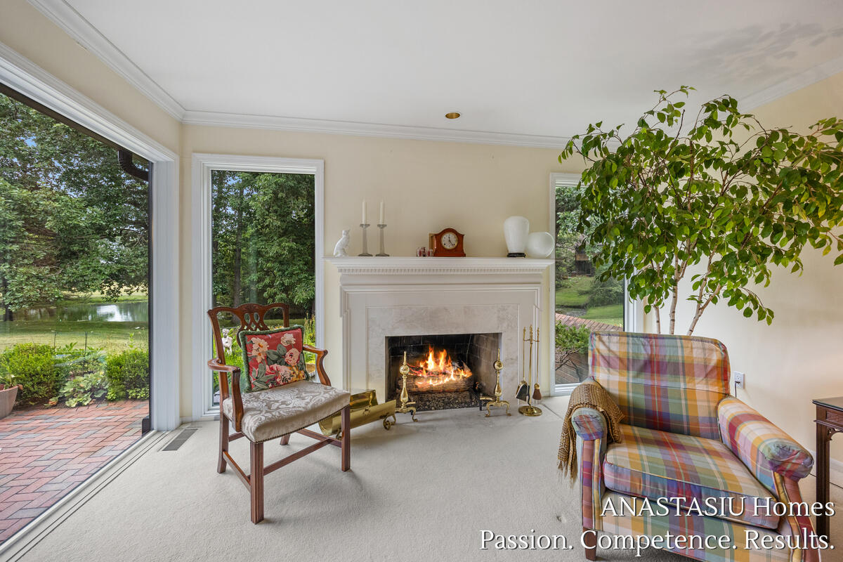 6081 N Gatehouse Drive SE Grand Rapids MI 49546