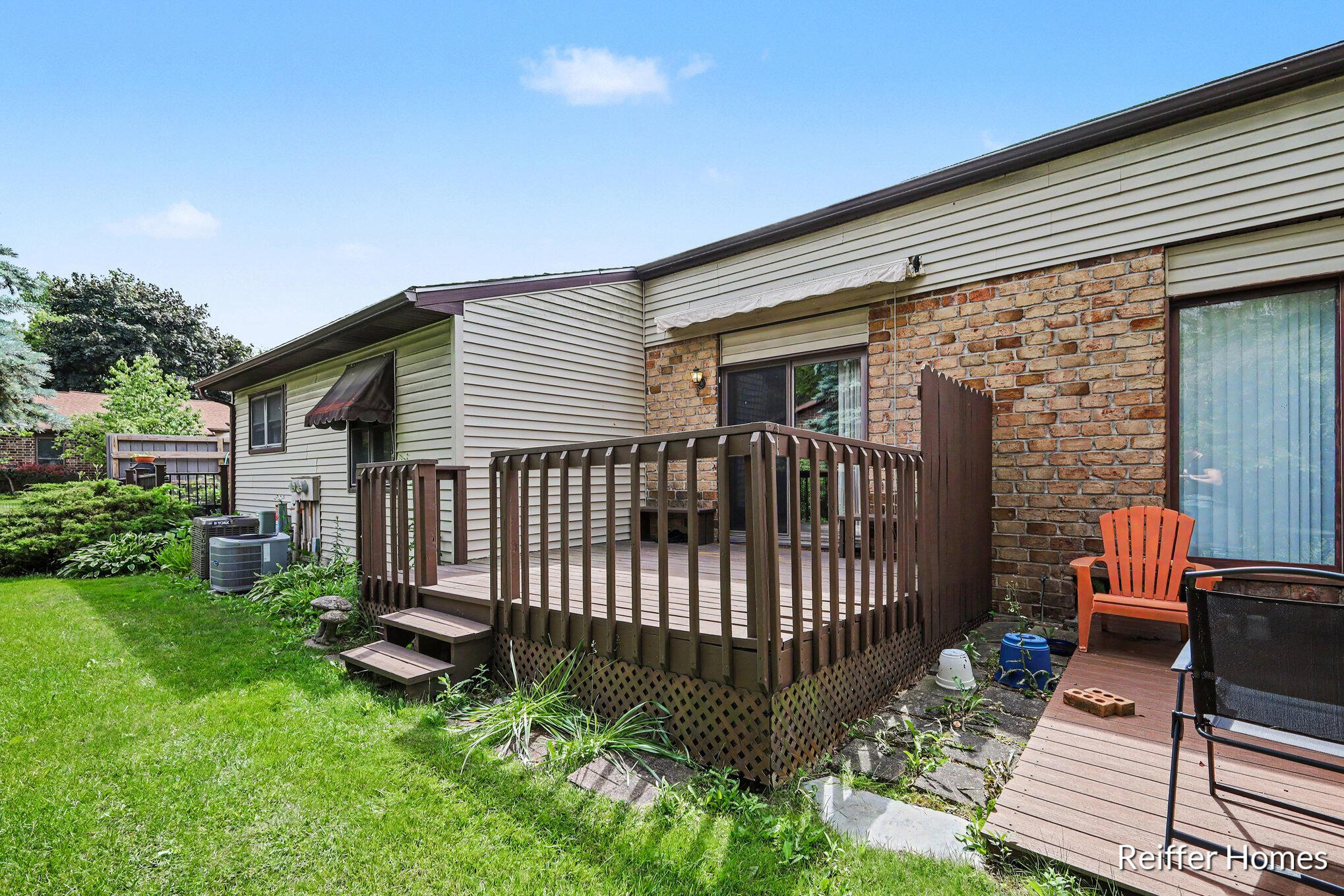 2638 Chatham Woods Drive SE Grand Rapids MI 49546