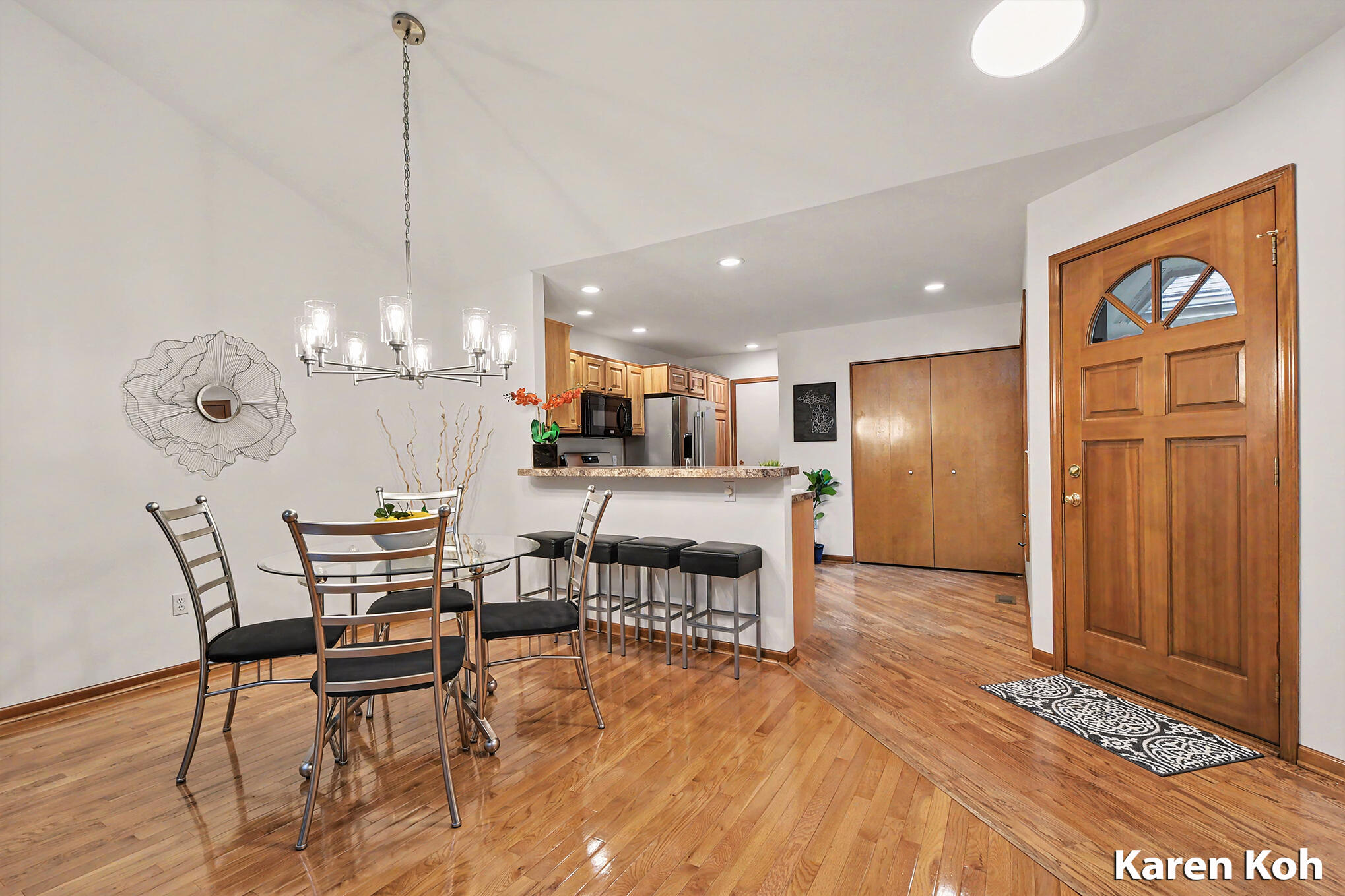 1834 Cross Bend Street NE Grand Rapids MI 49505