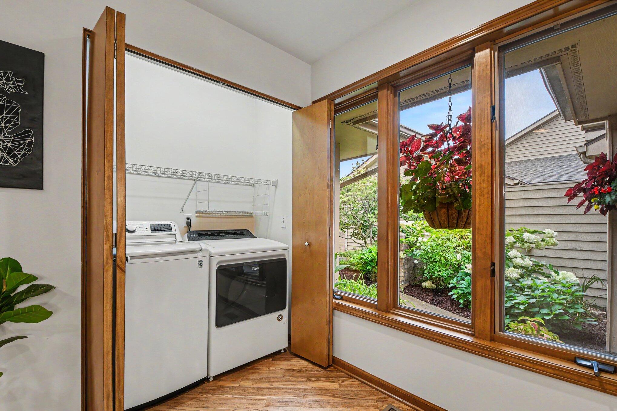 1834 Cross Bend Street NE Grand Rapids MI 49505