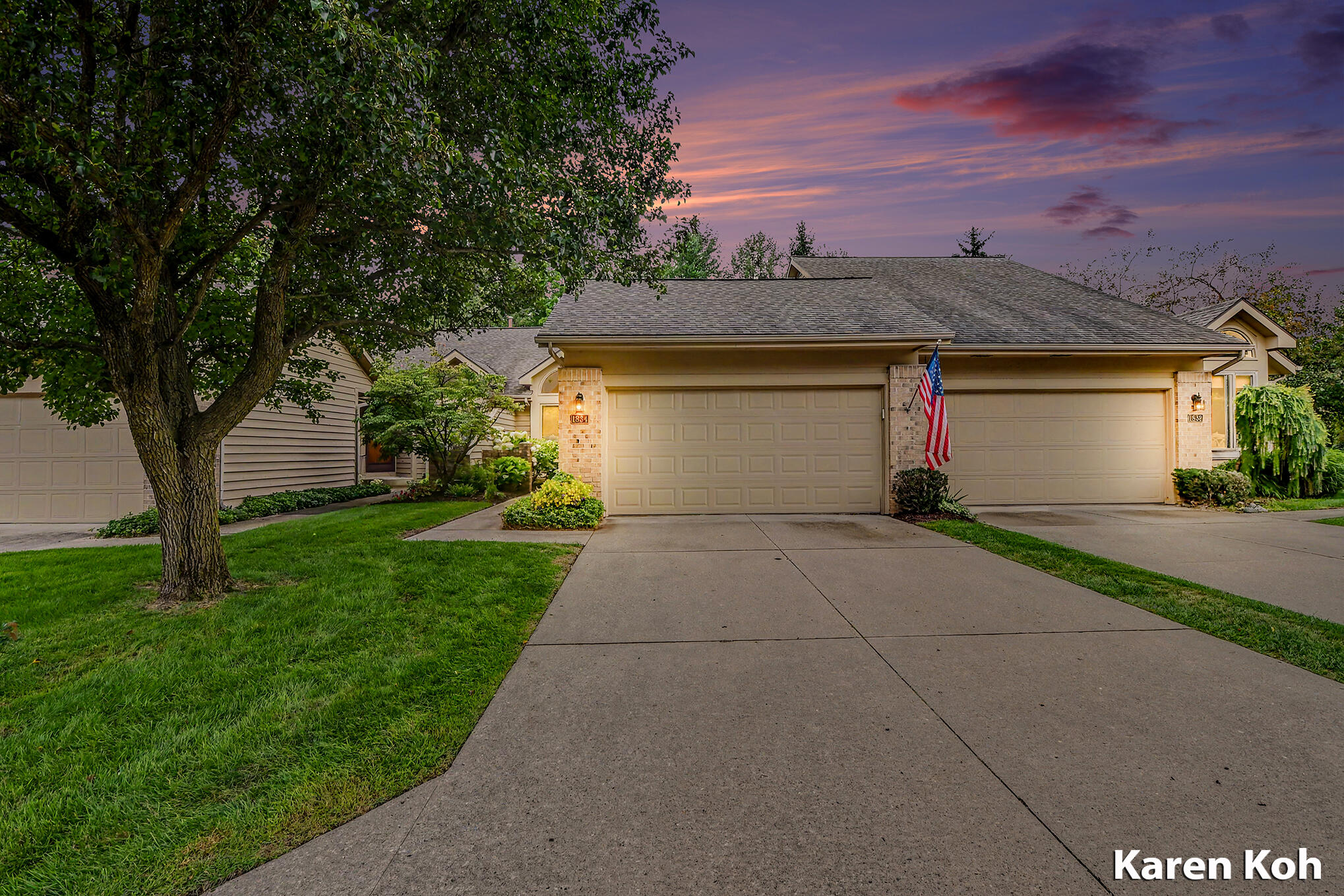 1834 Cross Bend Street NE Grand Rapids MI 49505